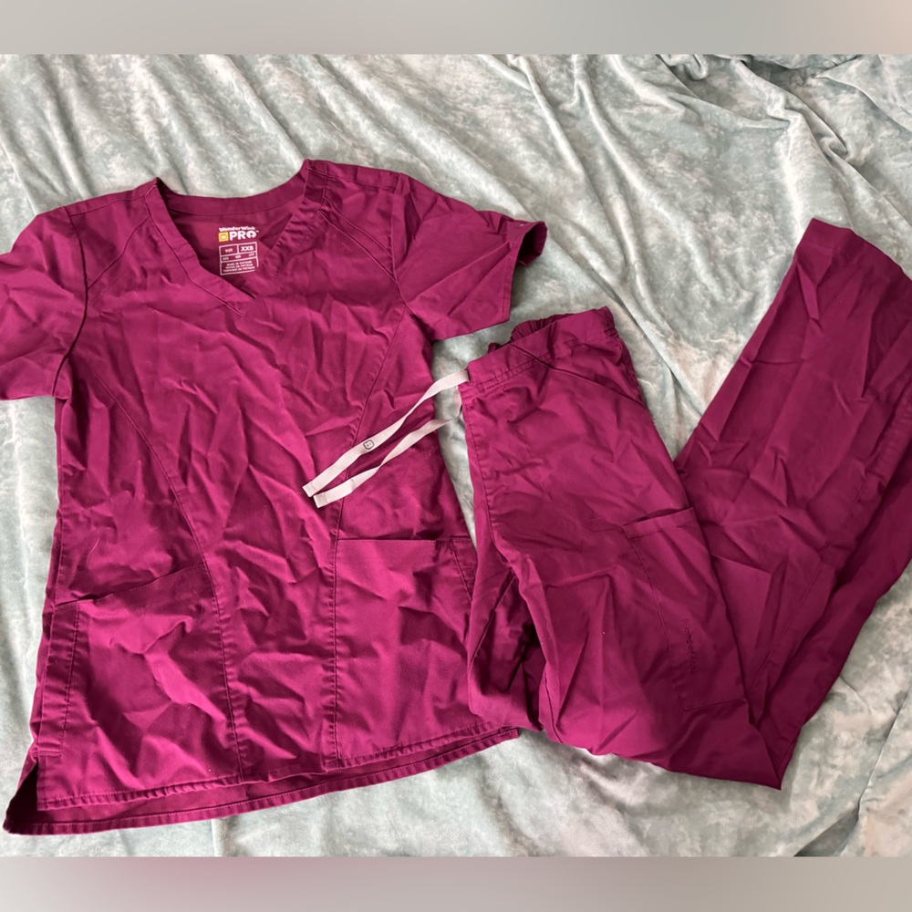 wonder wink scrub set XXS